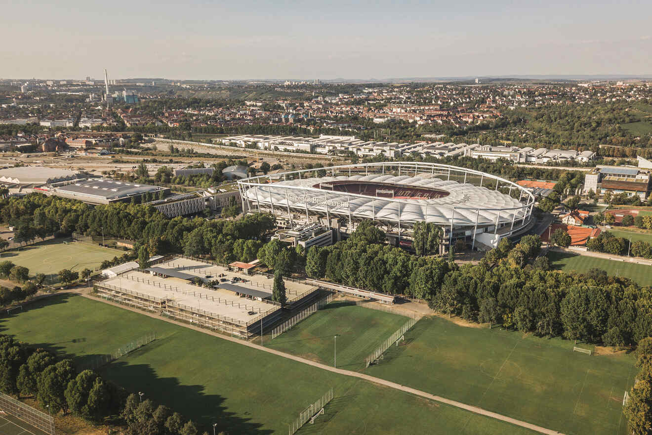 5 Wasen Mercedes Benz Arena